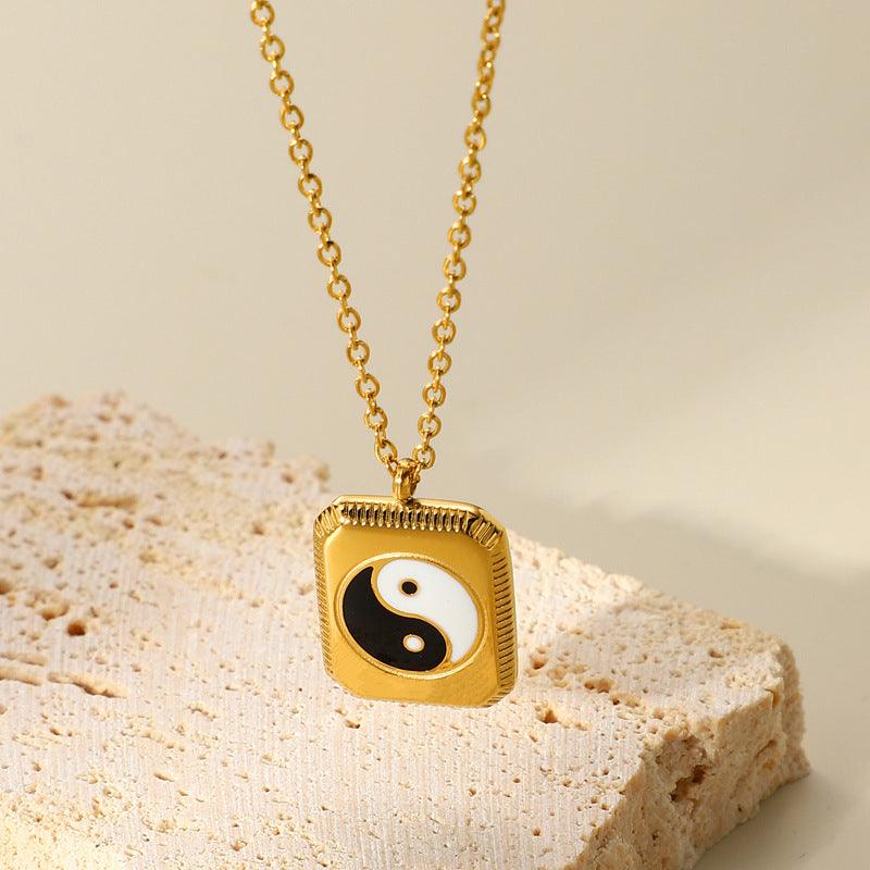 Poppy Ying Yang Pendant Necklace / Stainless Steel